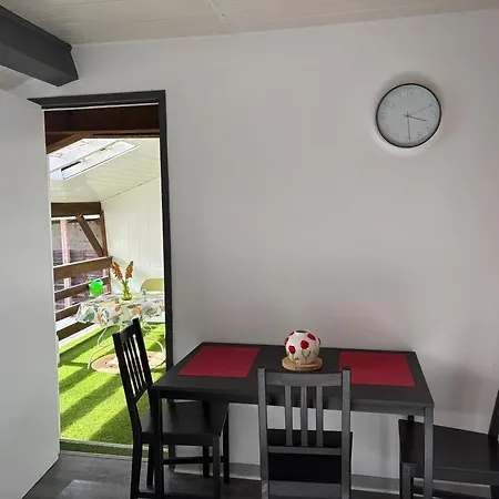 Hirondelles 5 Avec Terrasse