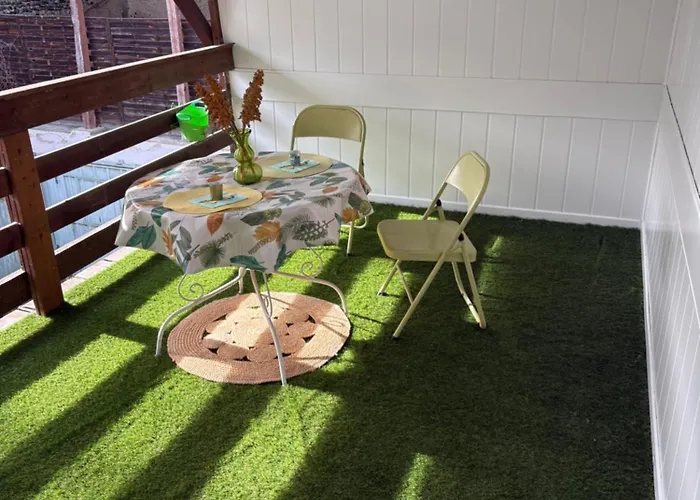 Hirondelles 5 Avec Terrasse אוז'ני-לה-בן