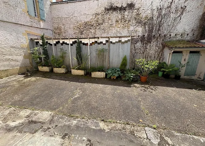 Hirondelles 5 Avec Terrasse דירה